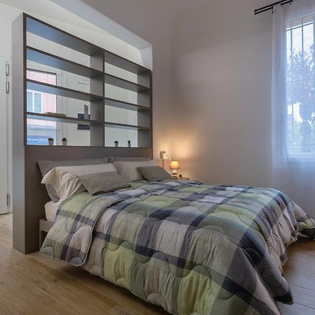 Casa Melo Mini House Apartment Bologna Bagian luar foto